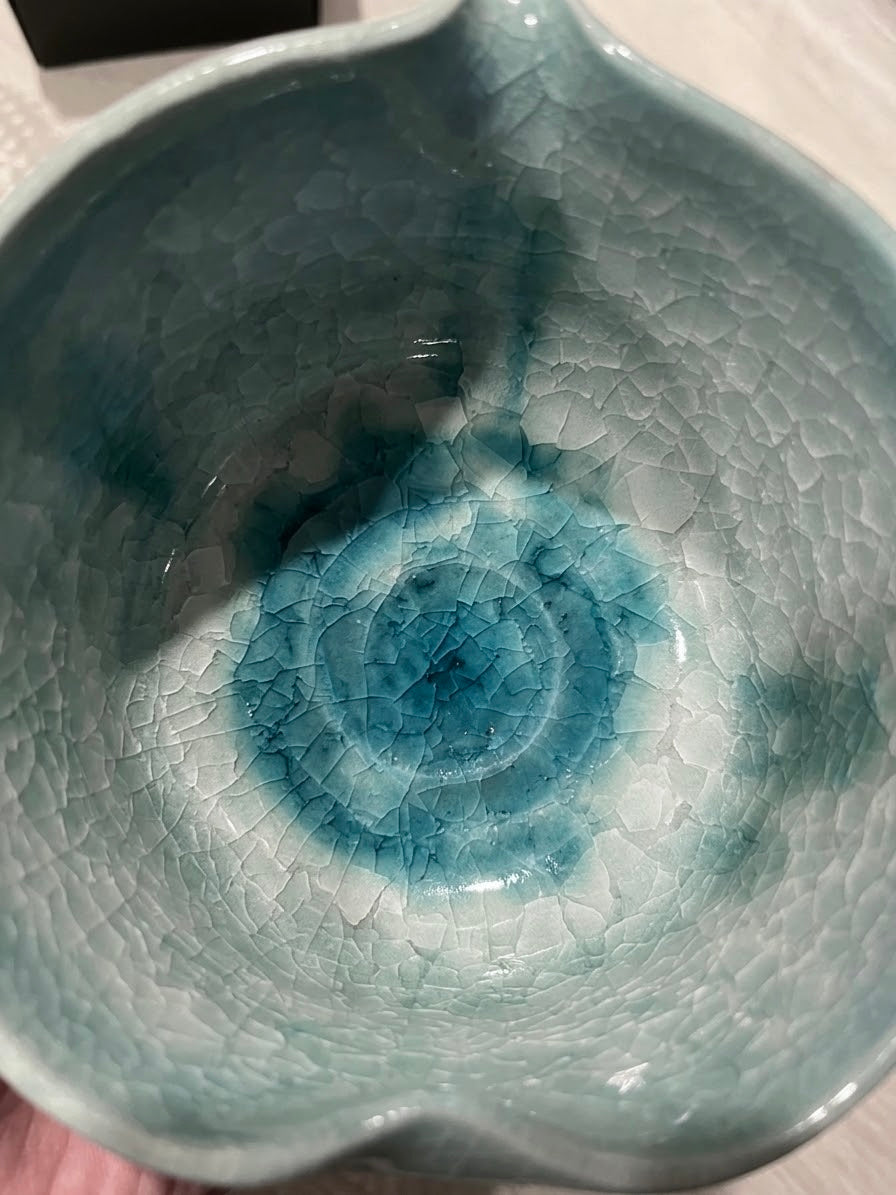 Heart-Shaped Matcha Chawan – Celadon Green Crackle Glaze Tea Bowl