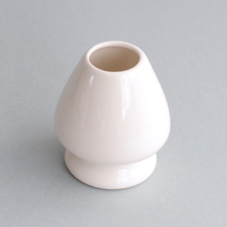 Kusenaoshi Small – Japanese Ceramic Chasen Stand (Made in Japan)